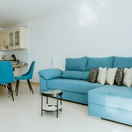 Seaview 2 Bedroom In Play Paraiso Pool & Wifi In By Aqua Vista Tenerife אדחה