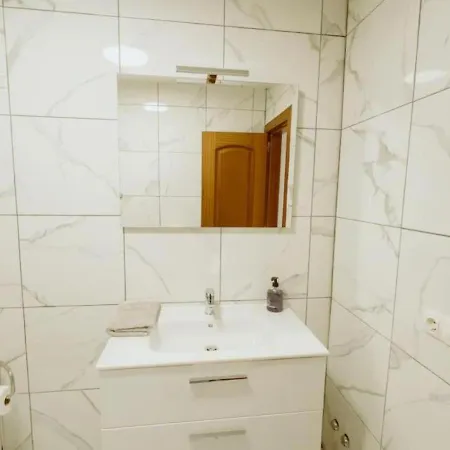 Seaview 2 Bedroom In Play Paraiso Pool & Wifi In By Aqua Vista Tenerife אדחה