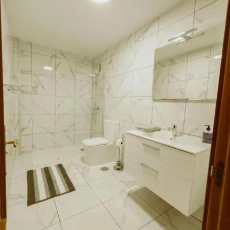Seaview 2 Bedroom In Play Paraiso Pool & Wifi In By Aqua Vista Tenerife דירה *