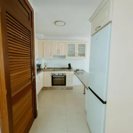 Seaview 2 Bedroom In Play Paraiso Pool & Wifi In By Aqua Vista Tenerife אדחה