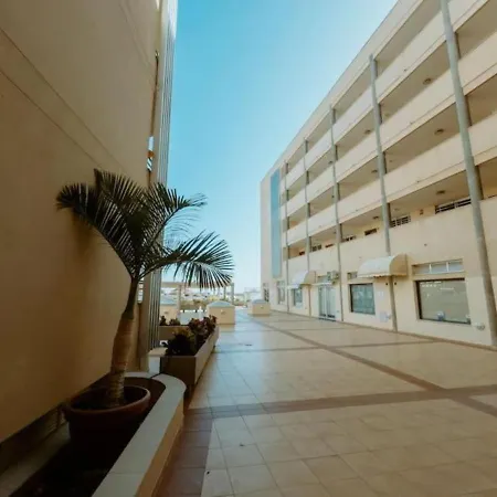 公寓 Seaview 2 Bedroom Play Paraiso Pool & Wifi In *