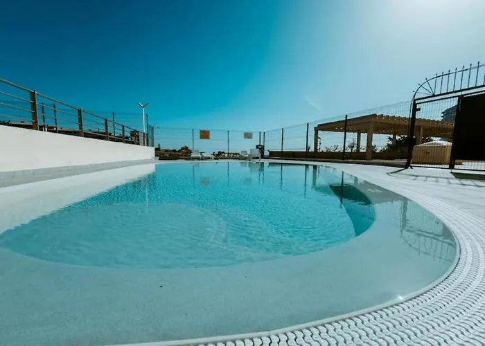 公寓 Seaview 2 Bedroom Play Paraiso Pool & Wifi In 阿德耶