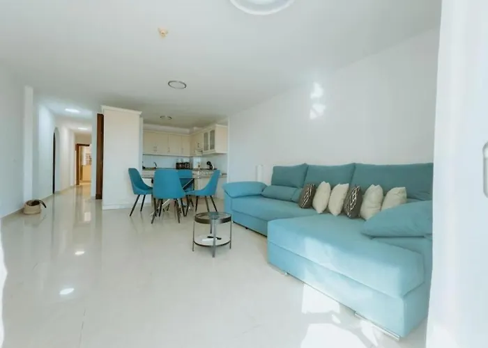 Seaview 2 Bedroom Play Paraiso Pool & Wifi In 公寓